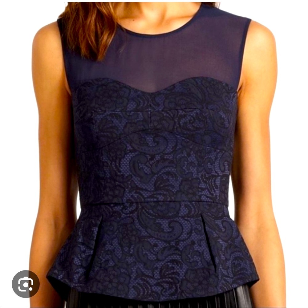 BCBGMAXAZRIA Noemi top